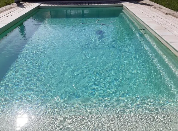 Double Avec Piscine Et Jacuzzi 3* Bernadets-Debat